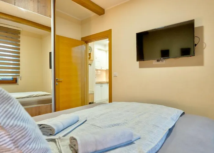 Zlatiborski Prestoli Ζλάτιμπορ